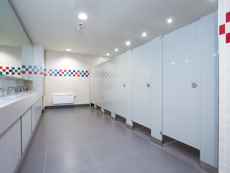 Hadrian | Elite Floor Mounted - Powder Coated | Relcross